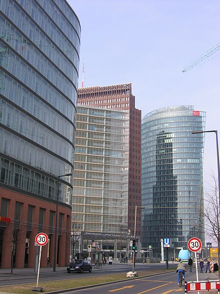 File:Potsdamer Platz 2005 099.JPG