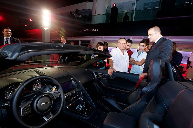 File:Premier Motors Unveils the Jaguar F-TYPE in Abu Dhabi, UAE (8739616253).jpg