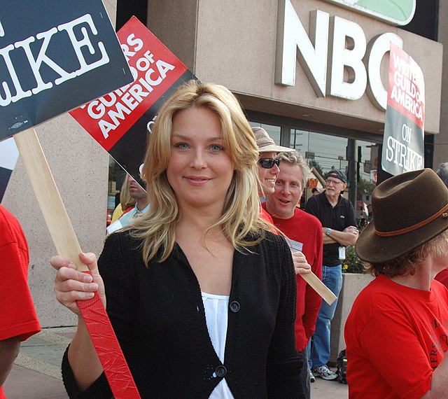 During the 2007–08 Writers Guild of America strike