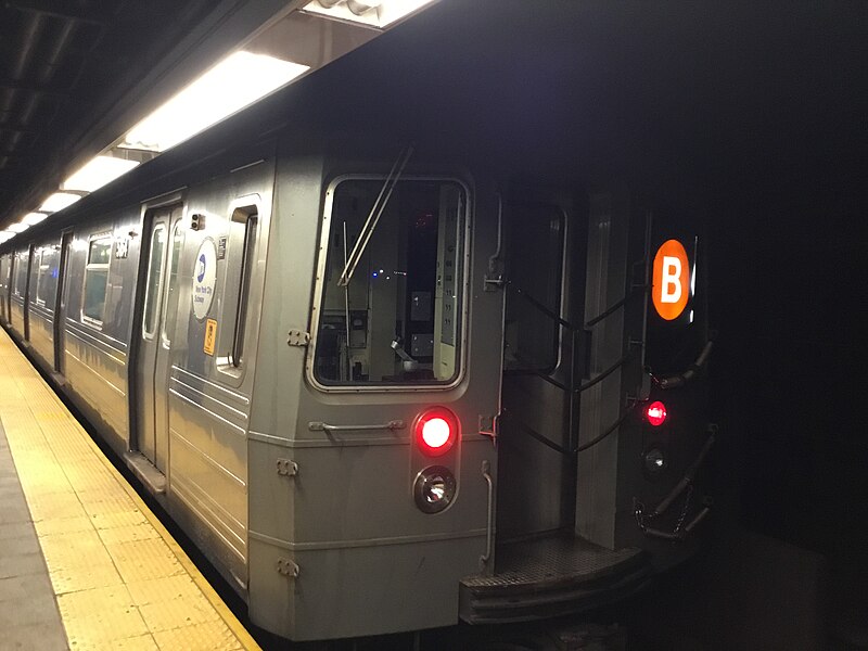 File:R68A B Train.jpg