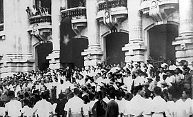 Rencontre au Grand Opéra de Hanoï, le 17 août 1945.
