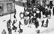 Jews being forced into the new Grodno Ghetto in Bezirk Bialystok, November 1941 Ringelblum collection - Ghetto in Grodno in occupied Poland.jpg
