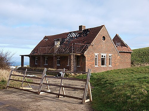 Ruined house, Goldsborough Lane - geograph.org.uk - 689600.jpg