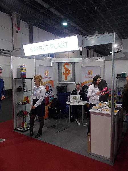 File:Sárrét-Plast, Automotive 2017 Hungexpo.jpg