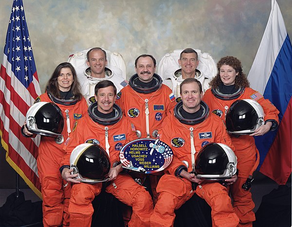 STS-101 crew (left to right): Weber, Williams, Horowitz, Usachov, Voss (in white suit), Halsell, HelmsSpace Shuttle program← STS-99 (97)STS-106 (99) →