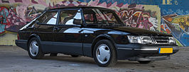 Saab 900