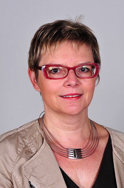 File:Sabine Dittmar 2012 - RalfR.jpg