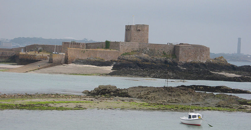 File:Saintaubinsfort.jpg