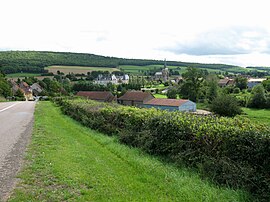 A general view of Sainte-Sabine from the north