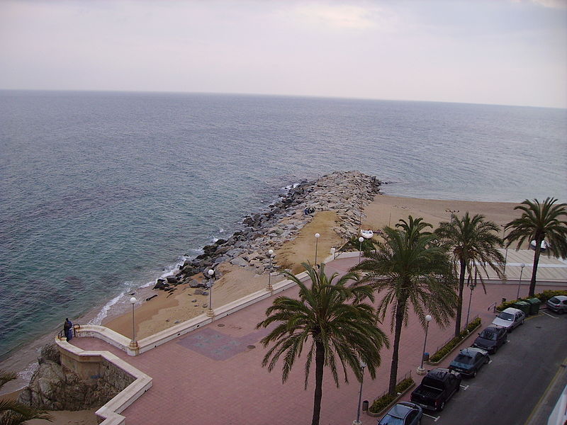 File:Sant Pol de Mar Maresme.JPG