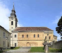 Schöngrabern - Kirche (3).jpg