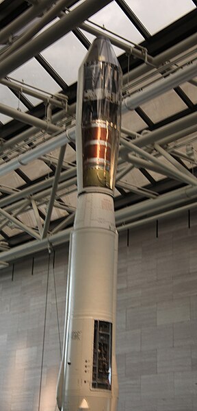 File:Scout-D rocket with cutaway payload - Smithsonian Air and Space Museum - 2012-05-15 (7246252302).jpg