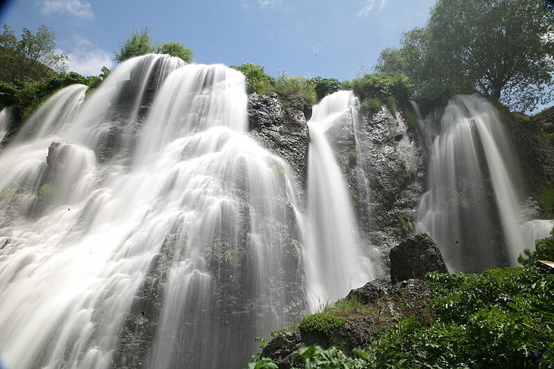 File:Shaki Waterfall.jpg