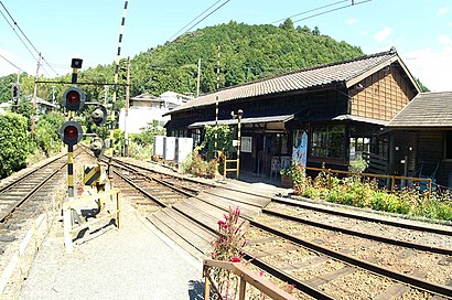 Shimoizumi station07.jpg