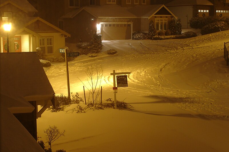 File:Snowinseattle2008-4.jpg