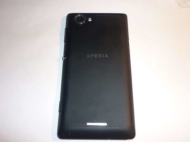 Datei:Sony Xperia L Back.JPG – Wikipedia