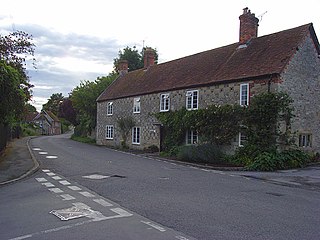 <span class="mw-page-title-main">Steeple Langford</span> Human settlement in England