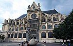 Gereja Saint-Eustache, Fasad selatan dengan pahatan L'écoute oleh Henri de Miller.