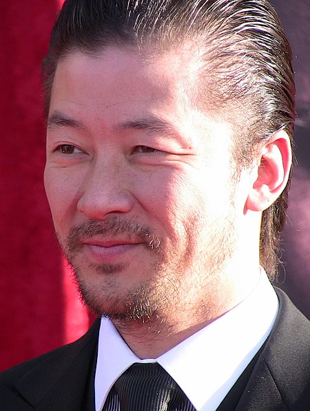 Tadanobu Asano 2011 (cropped).jpg