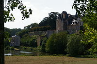 Château et moulin de Thévalles.