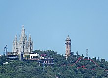 Overall view of the church and amusement park Tibidabo (7923343396).jpg