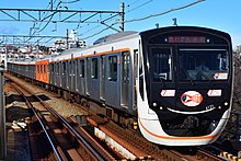 Tokyu 6020 series Ōimachi Line 20181228.jpg