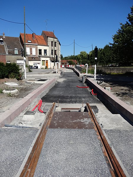 File:Travaux de la branche vers Vieux-Condé de la ligne B du tramway de Valenciennes en août 2013 (200).JPG