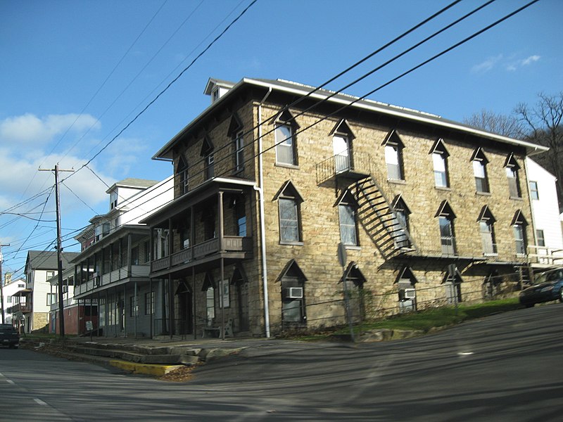 File:Trevorton, Pennsylvania (4143362665).jpg