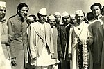 Thumbnail for File:Tribhuvan at Delhi Airport, 1951.jpg