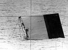 USS Whitehurst sinking. USS Whitehurst (DE-634) sinking on 28 April 1971.jpg