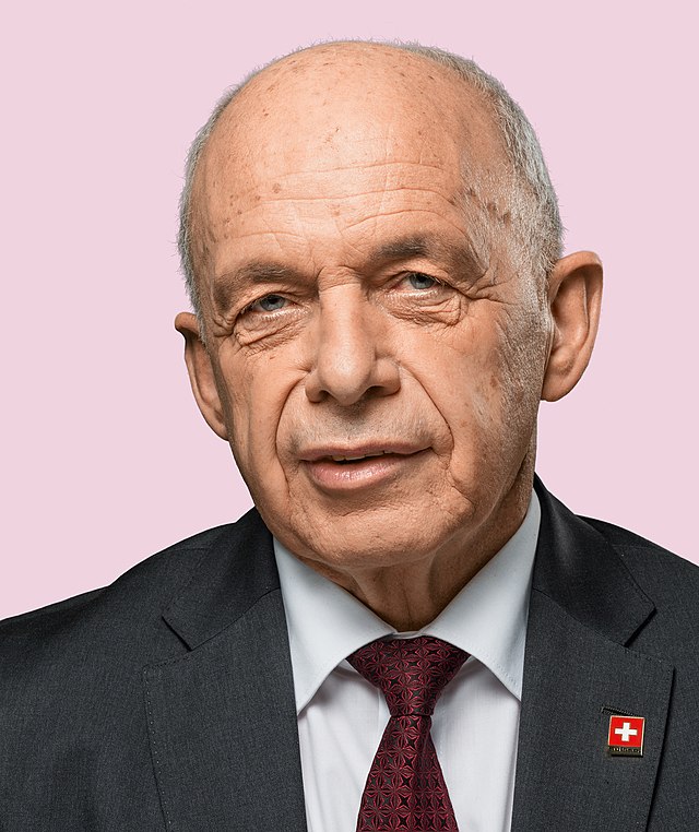 Ueli Maurer — Wikipédia