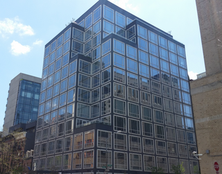 <span class="mw-page-title-main">Urban Glass House</span> Residential skyscraper in Manhattan, New York