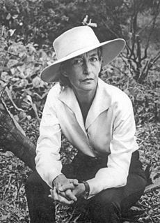 <span class="mw-page-title-main">Vera Scarth-Johnson</span> British born Australian botanist and botanical illustrator