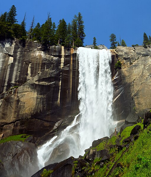 File:Vernal Falls, Yosemite (44155289664).jpg