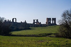 Villa Der Quintilier: Archäologische Stätte in Italien