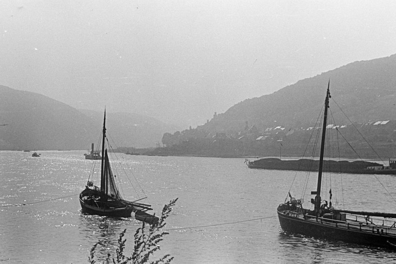 File:Wilhelm Walther, Rhein, Rüdesheim, WW, 2-033-034-5664.tif