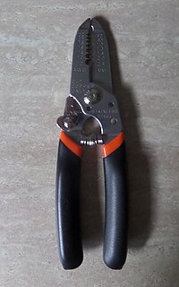 Wire_stripper