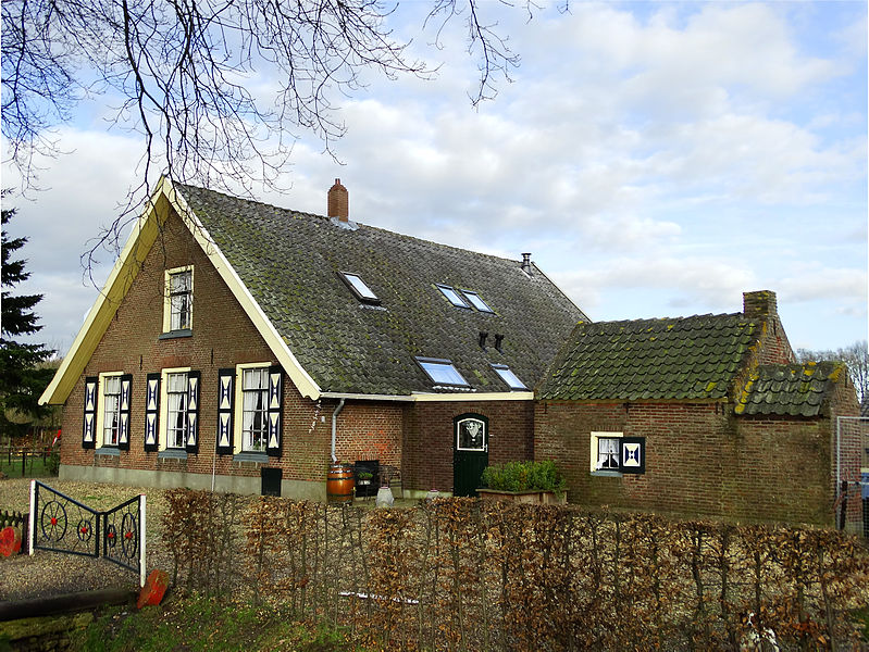 File:Woudenberg, Oudenhorsterlaan 23 langhuisboerderij GM0351-p4795.jpg