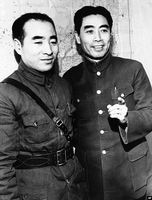 Lin with Zhou Enlai in National Revolutionary Army uniforms (1943)