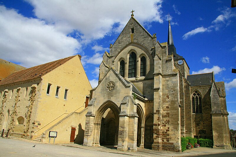 File:Église Saint Hippolyte de Vivoin.jpg