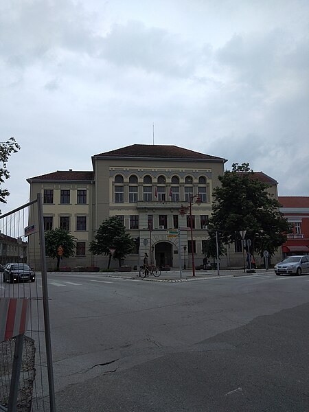 File:Čačak grammar school in 2023.jpg