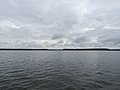 Валдайское озеро в хмурый день.jpg