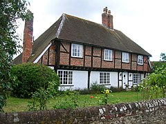 Abad ke-16 Cottage, nutbourne ini - geograph.org.inggris - 227935.jpg