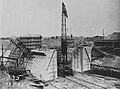 Ausgeschaltes Unterhaupt, Brückenwiderlager über das Unterhaupt eingeschalt, August 1938