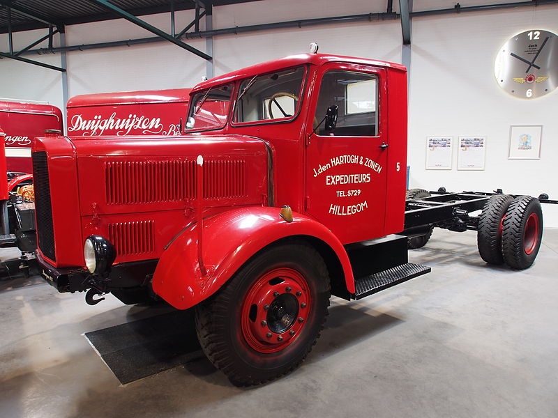 File:1943 Mercedes truck, pic2.JPG