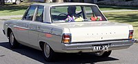 1970-1971 Chrysler Valiant (VG) sedan (2016-11-12) 02.jpg