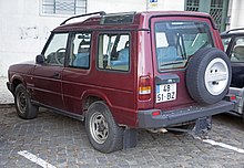 1992 Land Rover Discovery tdi 3-door (Portugal), rear left.jpg