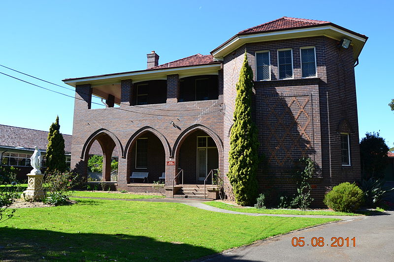 File:1 Our Lady of the Sacred Heart Convent2.JPG