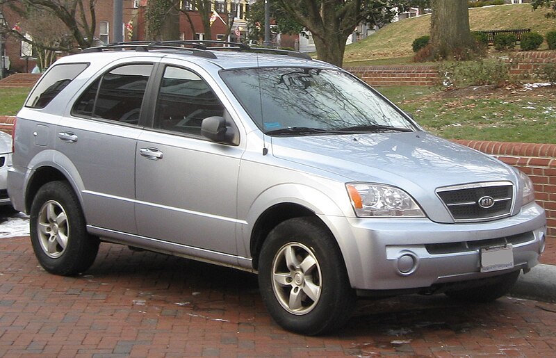 File:1st Kia Sorento -- 01-13-2010.jpg