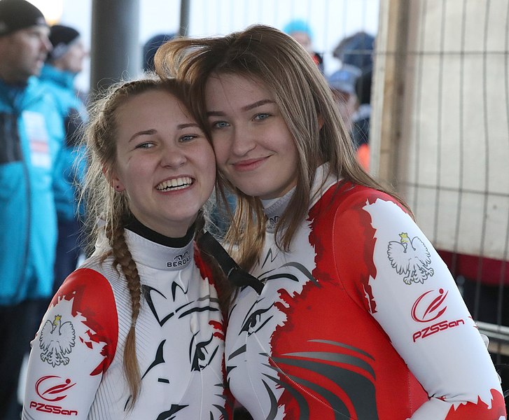 File:2019-02-15 Youth A Doubles Women at 2018-19 Juniors and Youth A Luge World Cup Oberhof by Sandro Halank–250.jpg